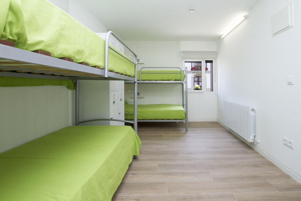 Lekeitio Aterpetxea Hostel Szoba fotó